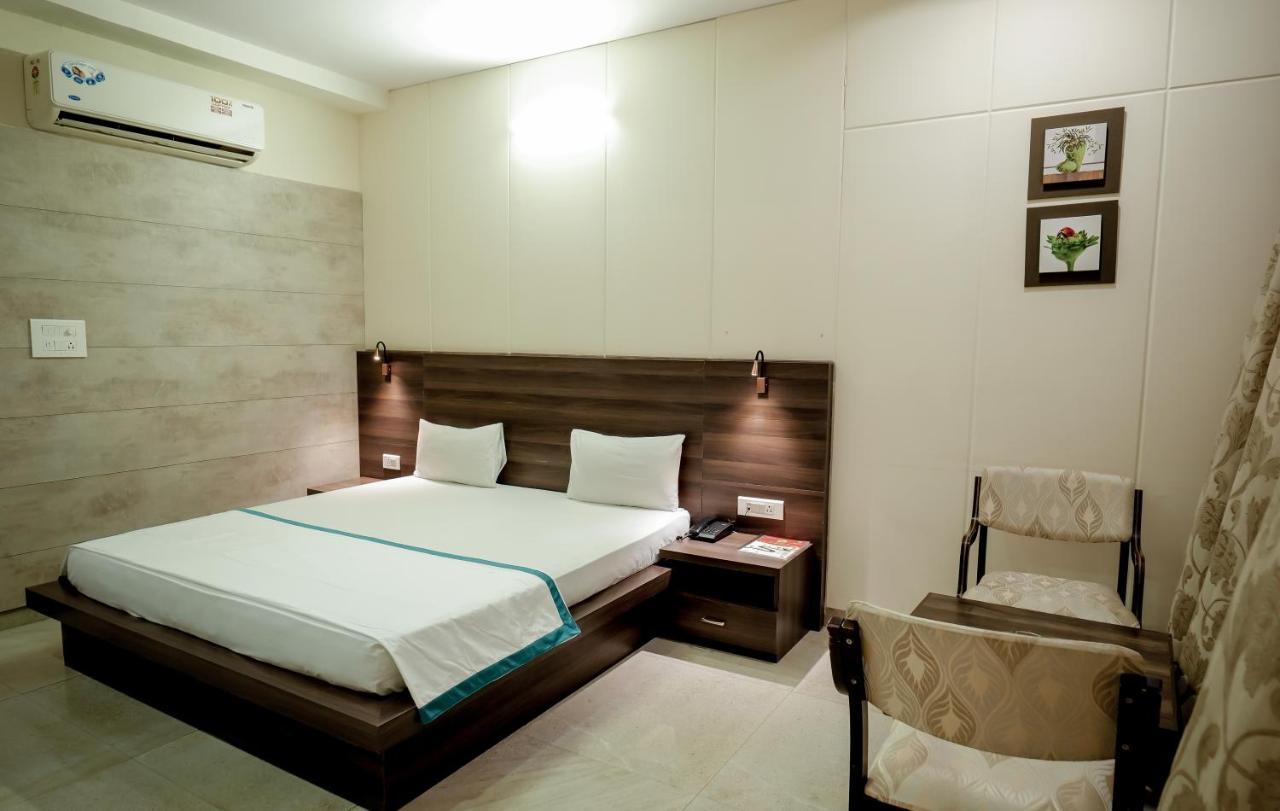 Hotel Highway King Behror 外观 照片